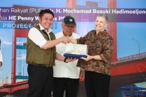 Dampingi Dubes Australia dan Menteri PUPR, Herman Deru Tinjau Lokasi IPAL Sei Selayur 