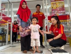 Alfamart dan Nestle Indonesia Perluas Jangkauan Program Sahabat Posyandu untuk Ribuan Ibu dan Anak